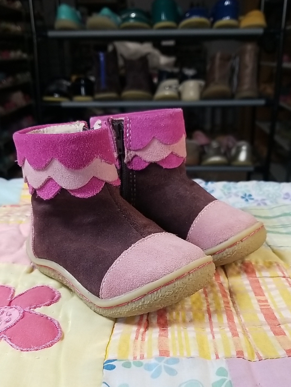 Livie & Luca Pink and Brown Suede Scallop Suede Kids Boots Size 4